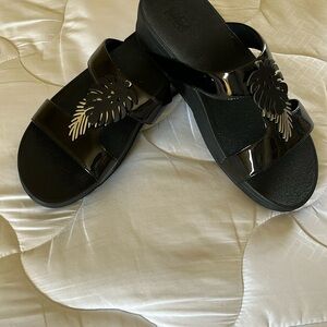 FitFlops sandals never worn. Size 9